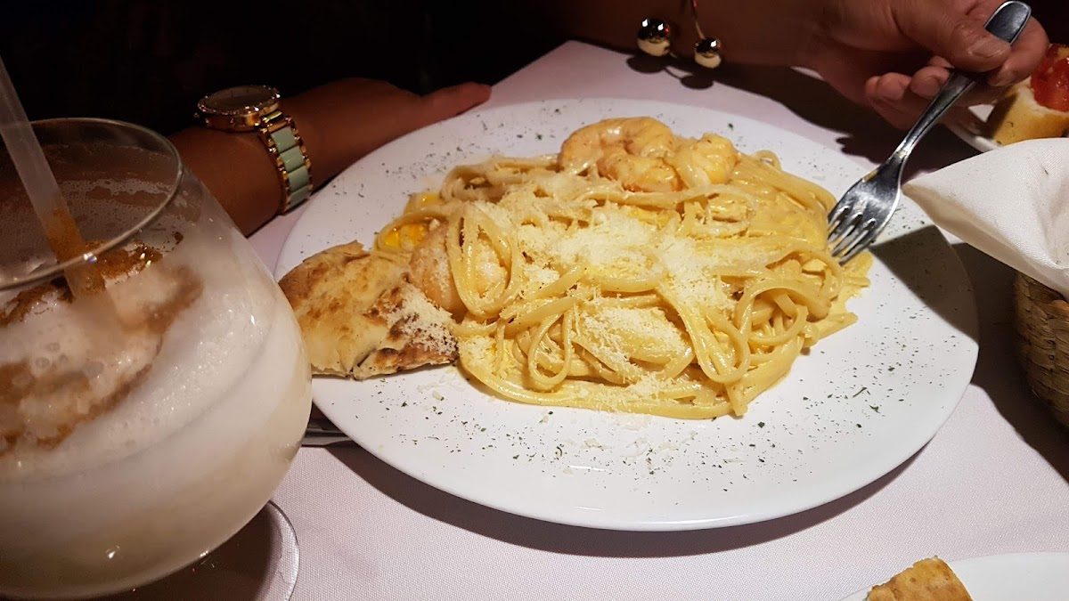 Pavarotti Ristorante-8